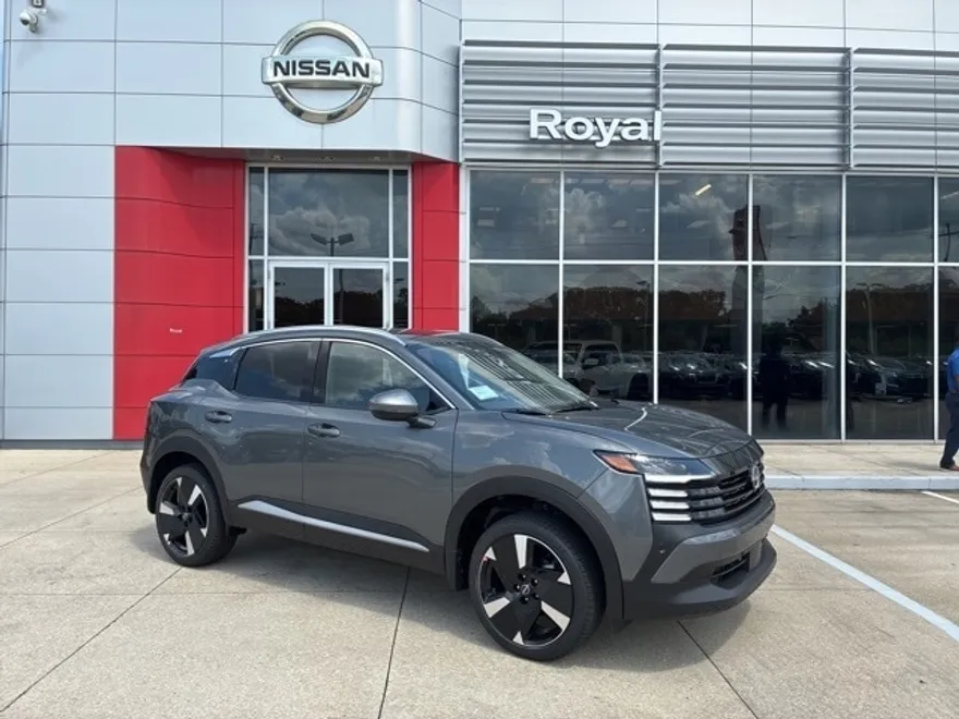 2025 Nissan Kicks SR photo 1