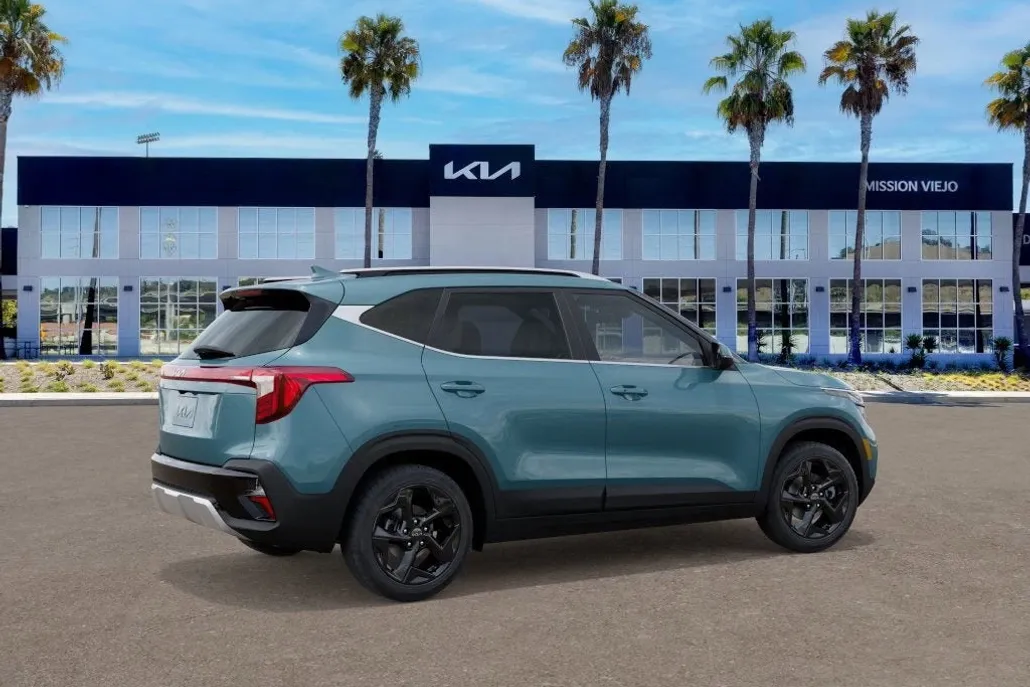 2026 Kia Seltos EX photo 1