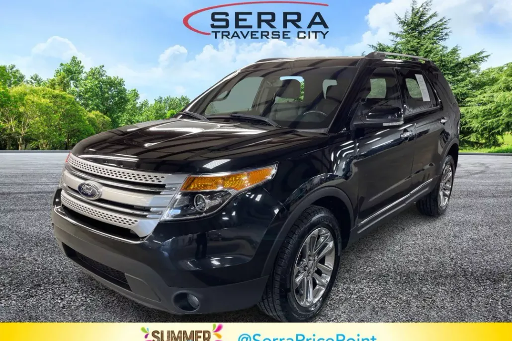 2014 Ford Explorer XLT photo 1