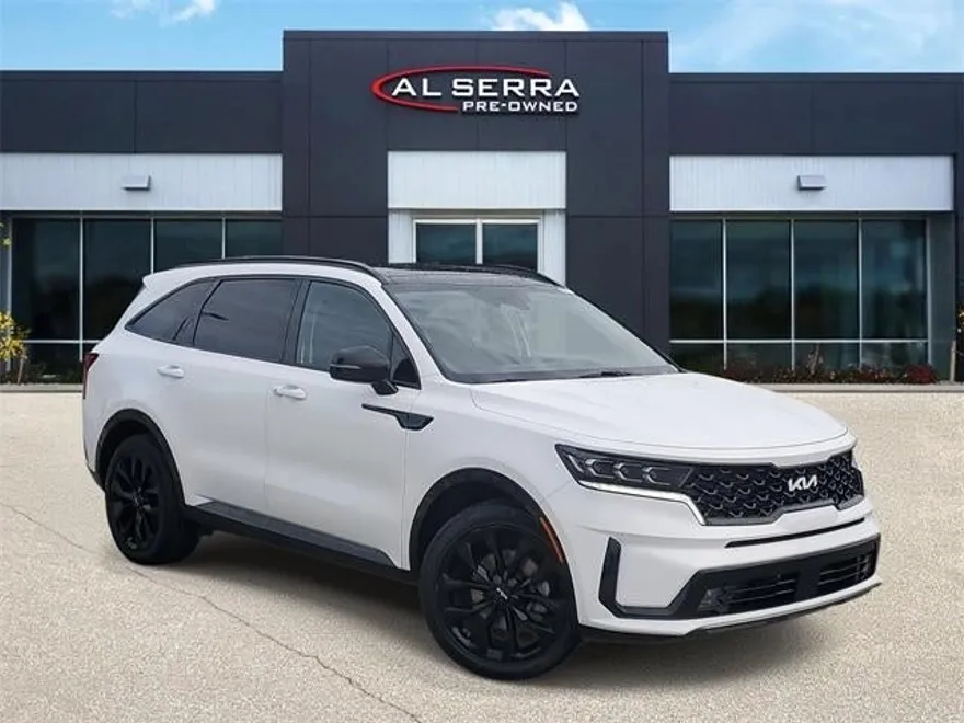 2022 Kia Sorento SX photo 1