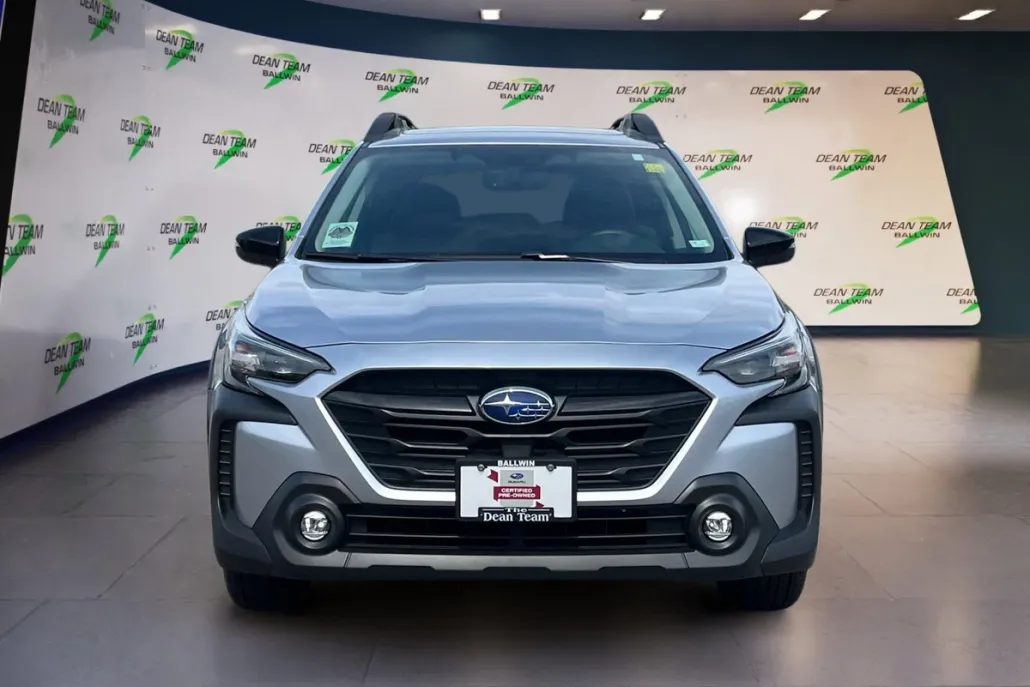 2025 Subaru Outback Onyx Edition photo 1