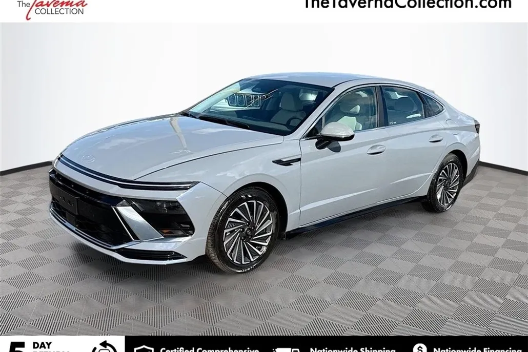 2025 Hyundai Sonata Hybrid SEL photo 1