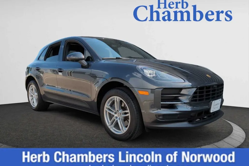 2021 Porsche Macan Base photo 1