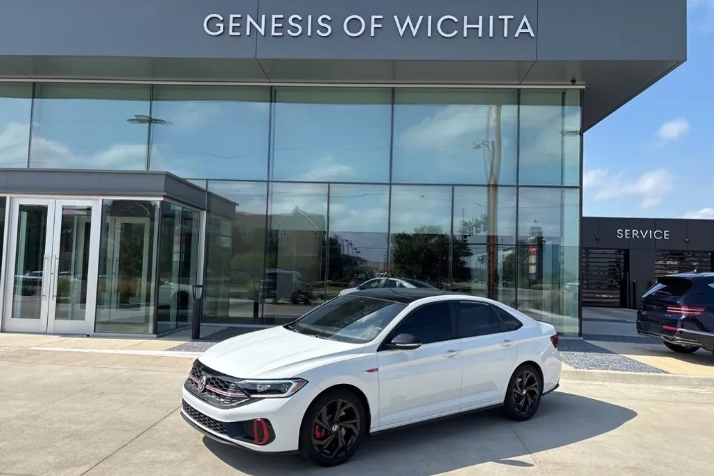 2024 Volkswagen Jetta GLI Autobahn photo 1