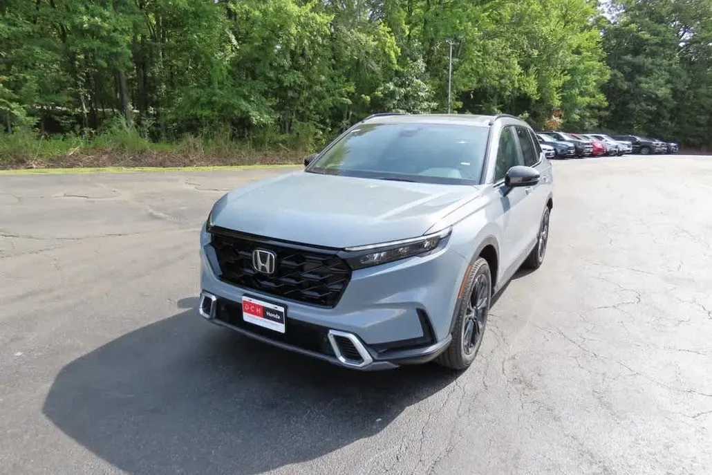 2026 Honda CR-V Hybrid Sport Touring photo 1