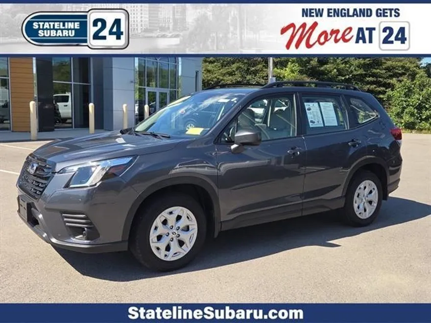 2023 Subaru Forester Base photo 1