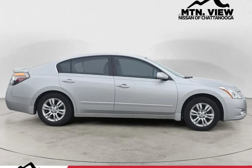 2012 Nissan Altima 2.5 S photo 1