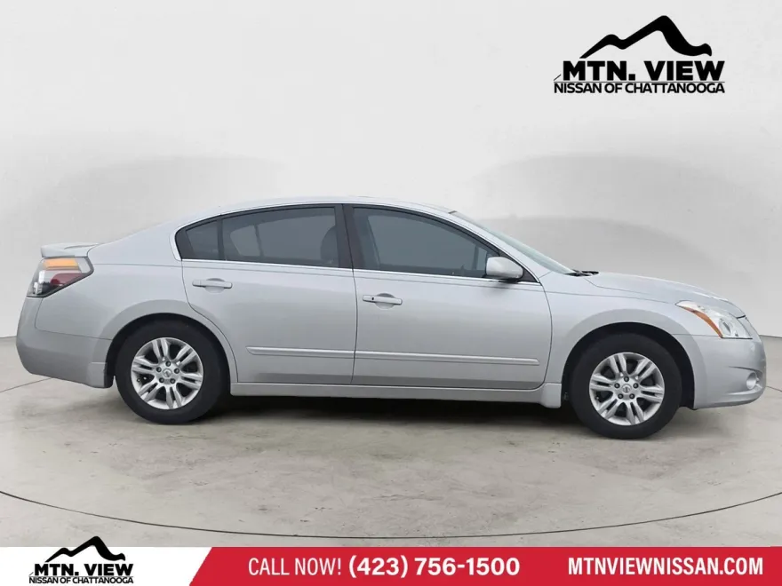 2012 Nissan Altima 2.5 S photo 1
