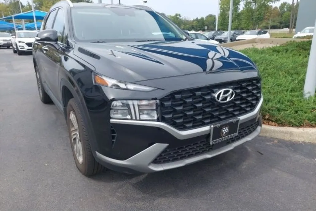 2023 Hyundai Santa Fe SEL photo 1