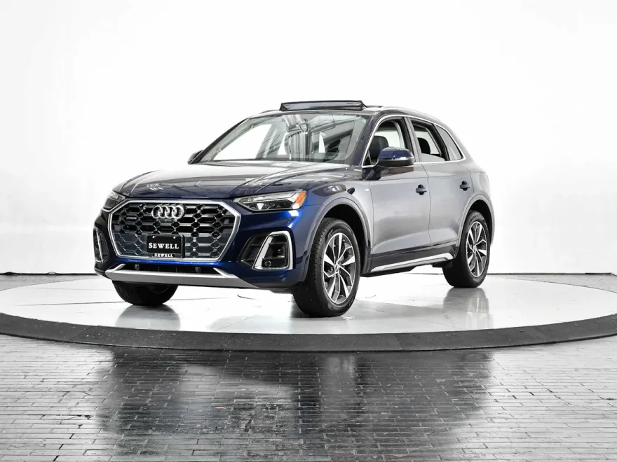 2022 Audi Q5 S line Premium Plus photo 1