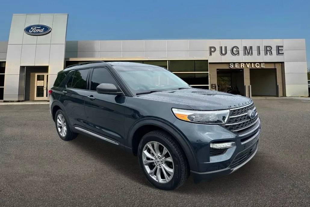 2022 Ford Explorer XLT photo 1