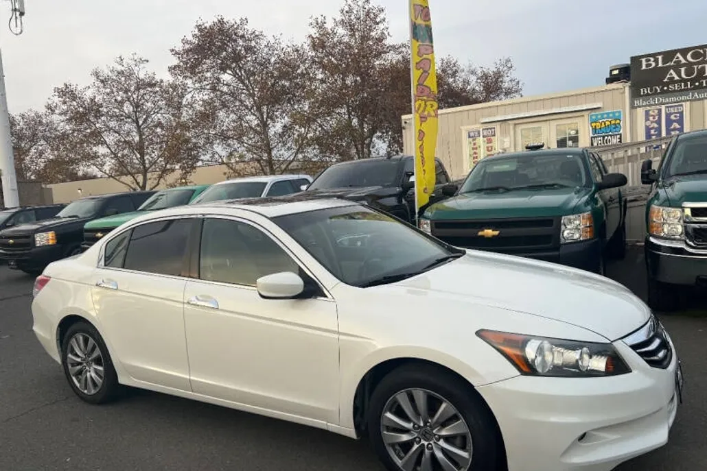 2011 Honda Accord EX-L V6 photo 1