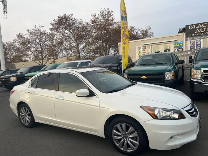 2011 Honda Accord EX-L V6 photo 1