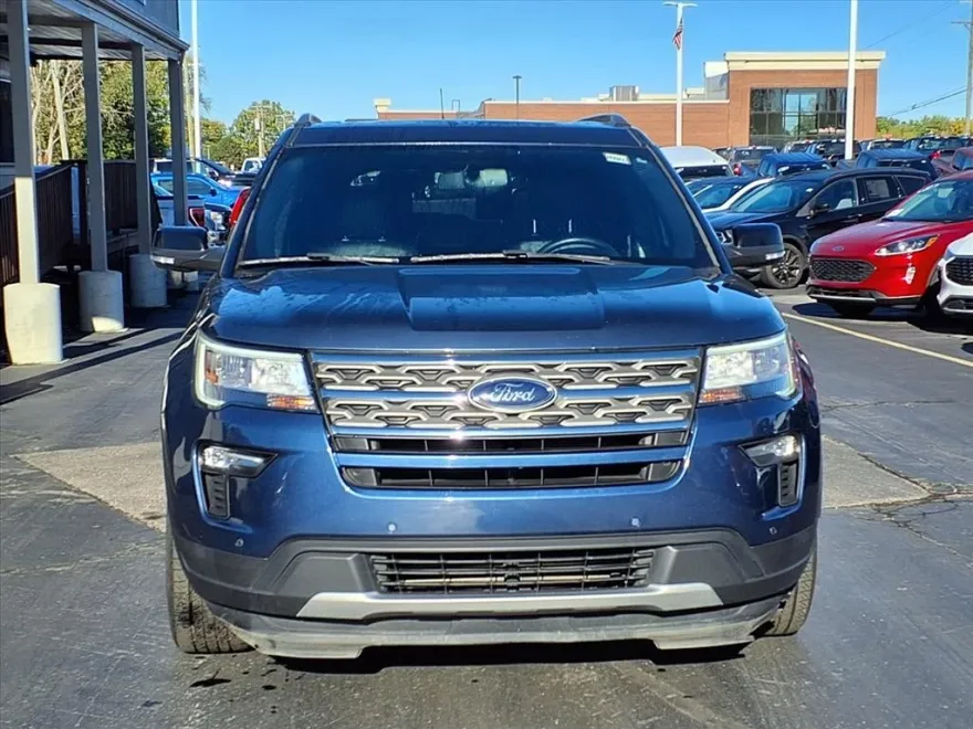 2018 Ford Explorer XLT photo 1
