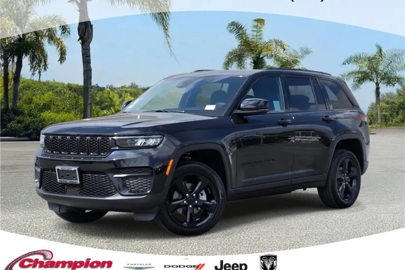 2025 Jeep Grand Cherokee Altitude photo 1