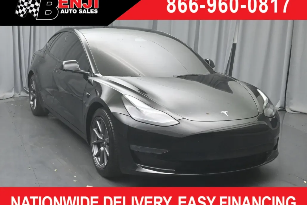 2022 Tesla Model 3 Long Range photo 1