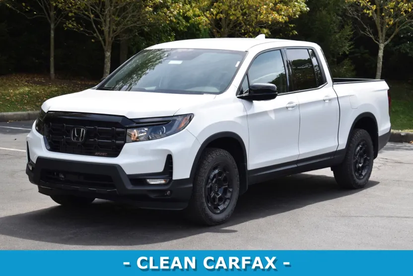 2025 Honda Ridgeline Sport photo 1