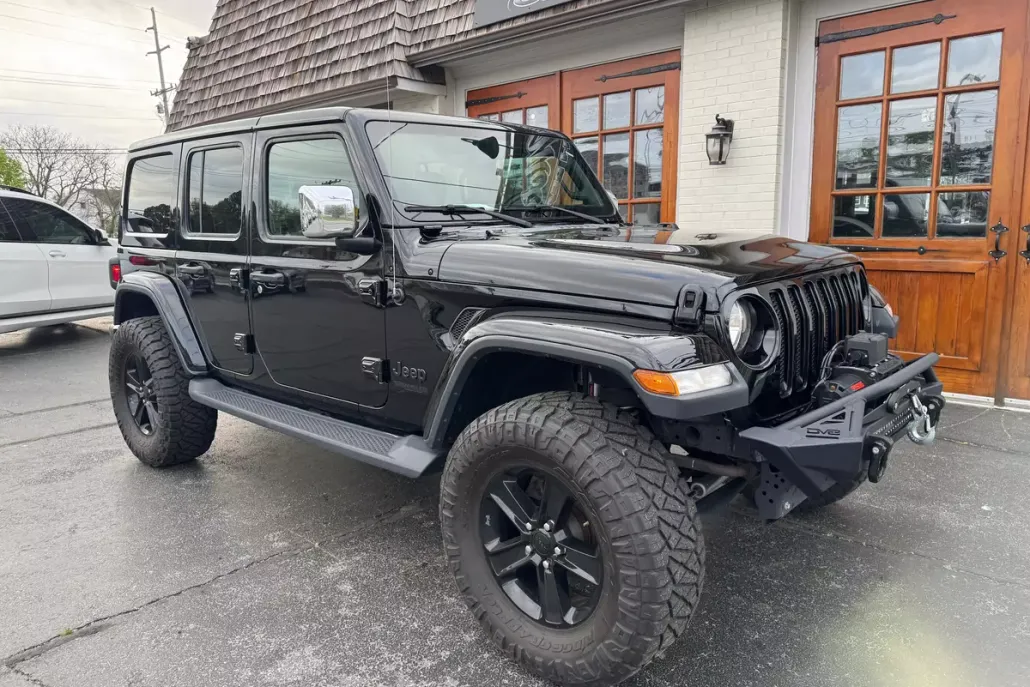 2020 Jeep Wrangler Unlimited Sahara photo 1
