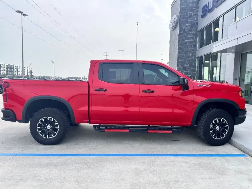 2023 Chevrolet Silverado 1500 ZR2 photo 1