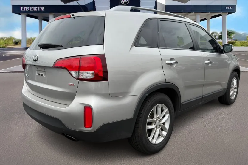 2014 Kia Sorento Base LX photo 1