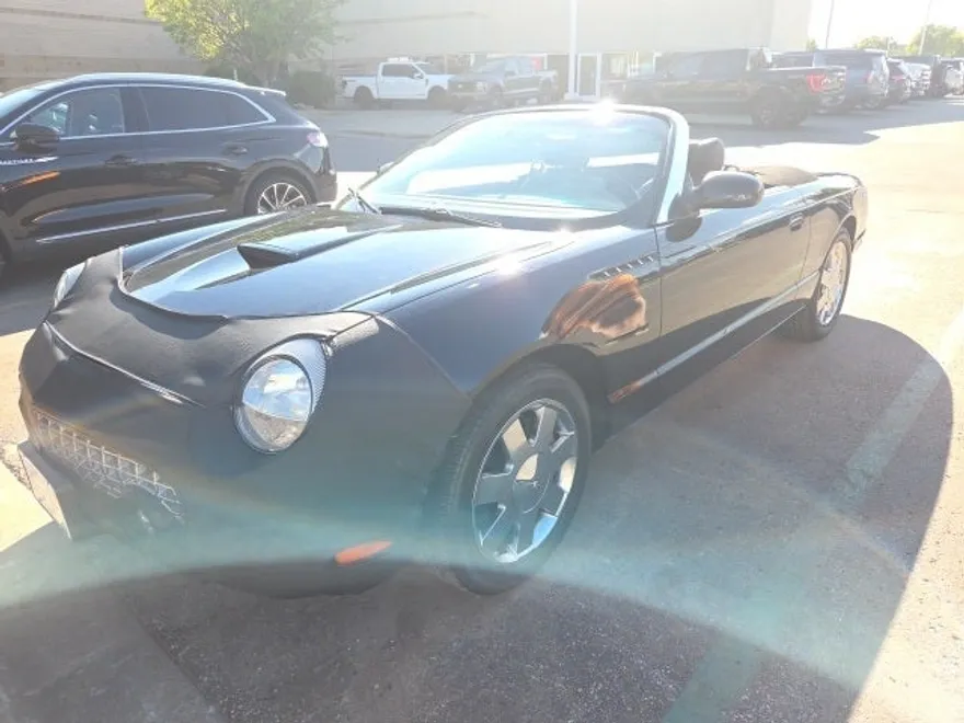2002 Ford Thunderbird Base photo 1