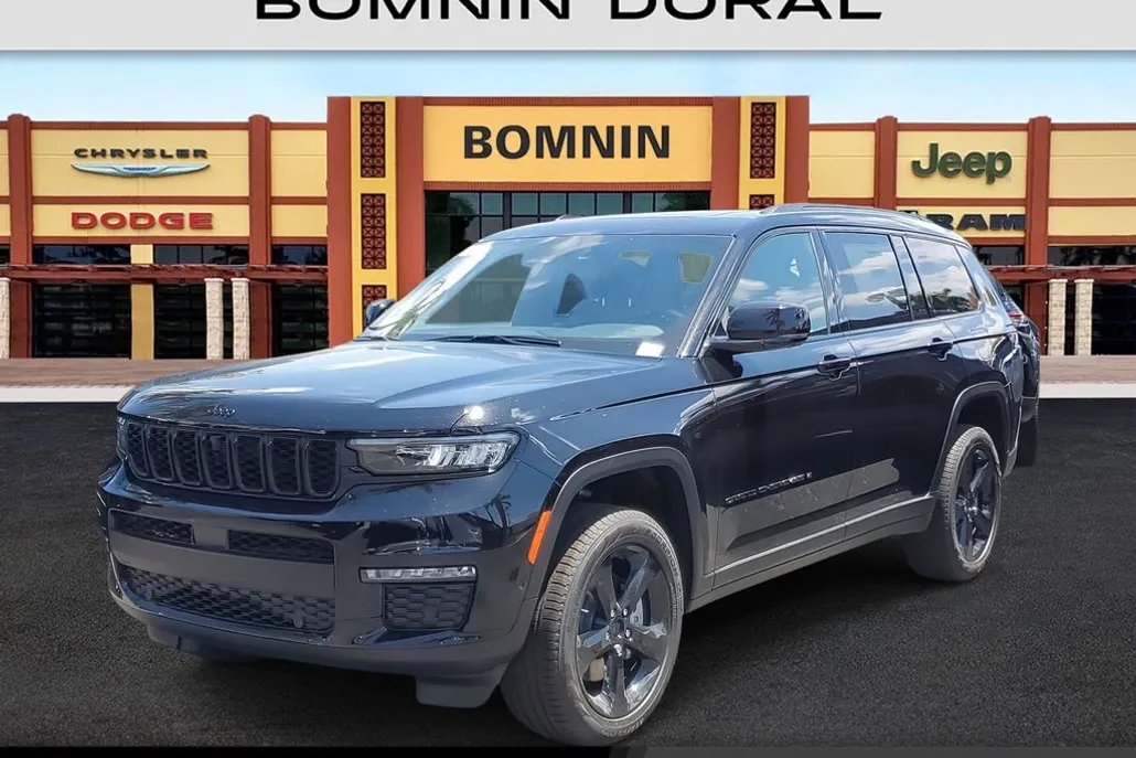 2025 Jeep Grand Cherokee Limited photo 1