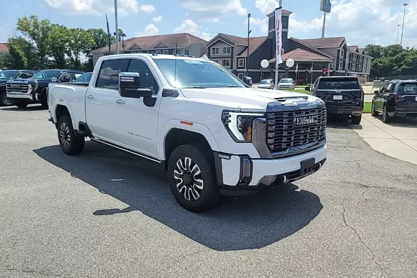 2024 Gmc Sierra 2500 HD Denali Ultimate photo 1