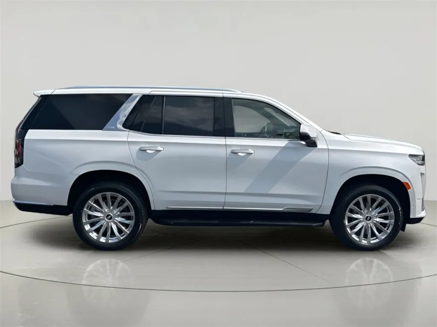 2024 Cadillac Escalade Premium Luxury photo 1