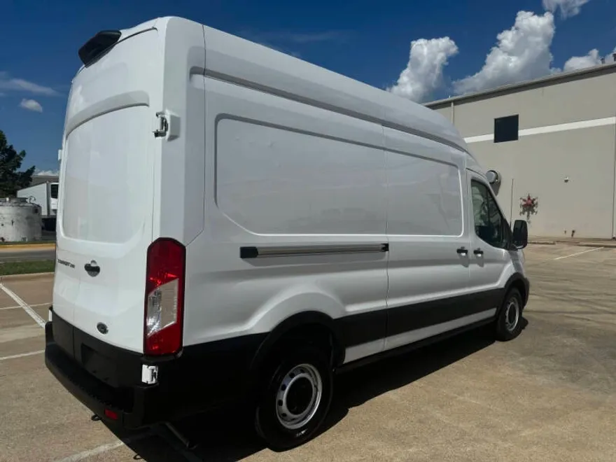 2023 Ford Transit Cargo Van photo 1