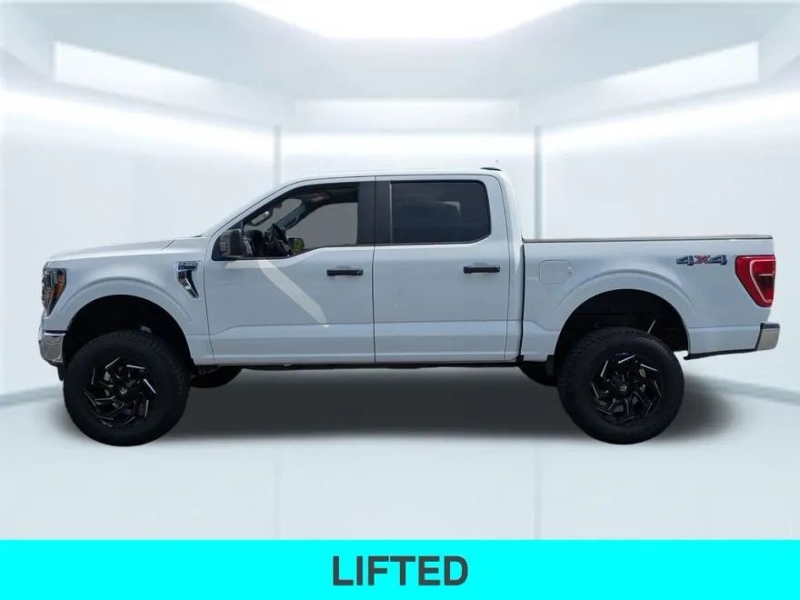 2023 Ford F-150 XLT photo 1