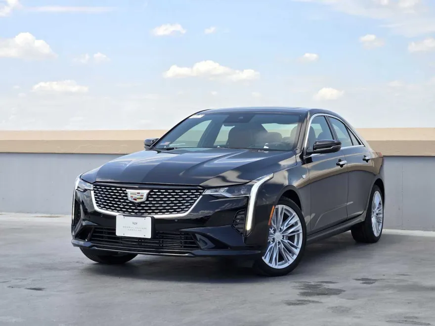 2025 Cadillac CT4 Premium Luxury photo 1
