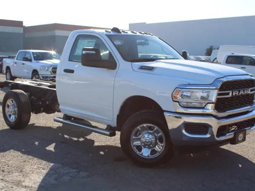 2023 Ram 3500 Tradesman SLT photo 1