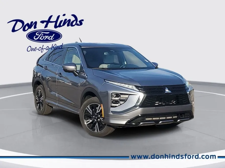 2024 Mitsubishi Eclipse Cross SE photo 1