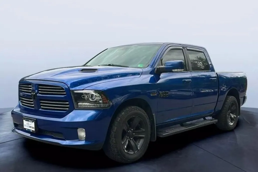2016 Ram 1500 Sport photo 1