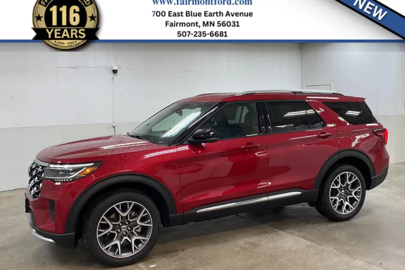 2025 Ford Explorer Platinum photo 1