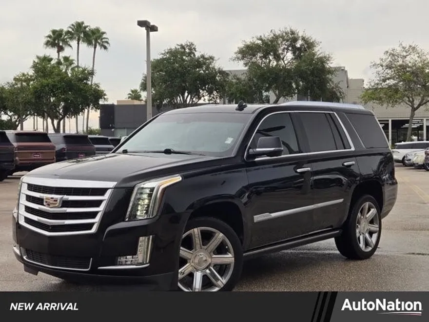 2019 Cadillac Escalade Premium Luxury photo 1