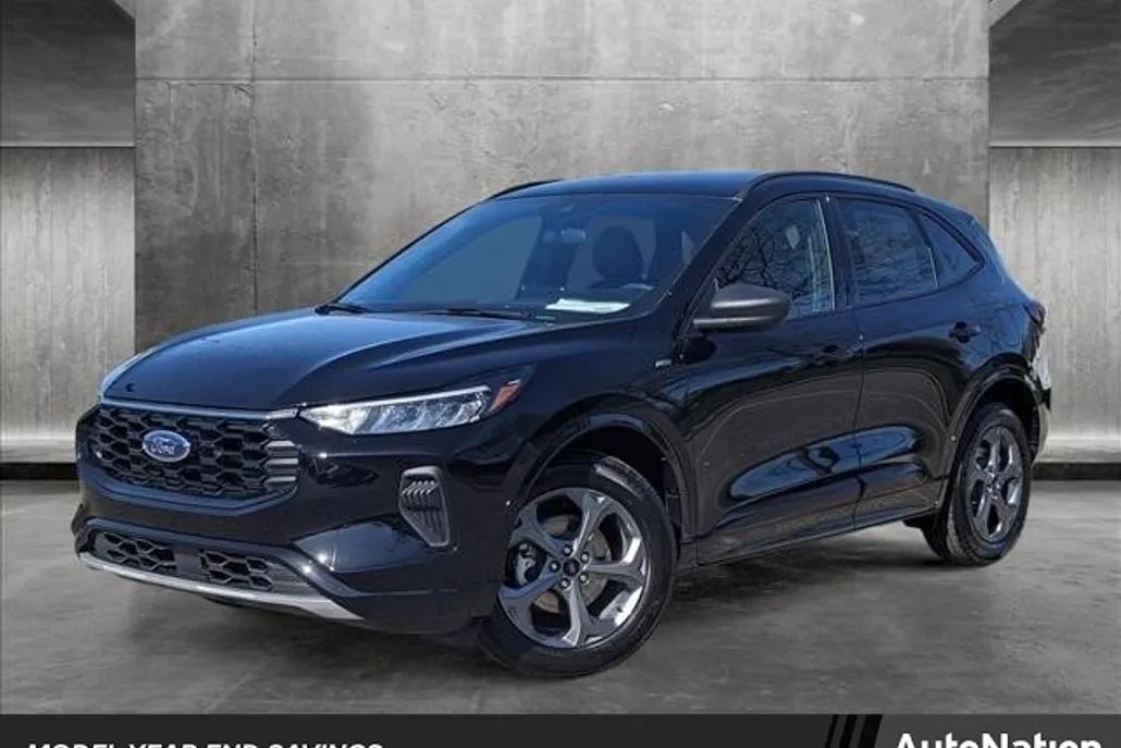 2024 Ford Escape ST-Line photo 1