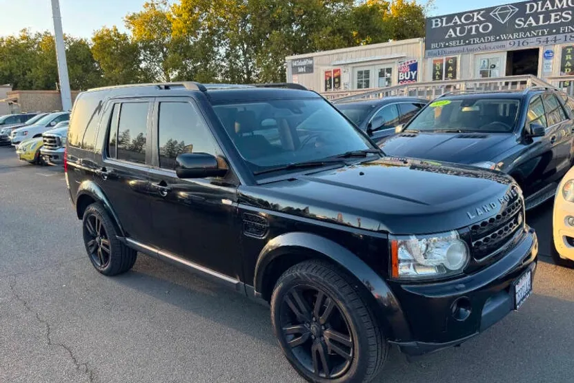 2011 Land Rover LR4 HSE photo 1