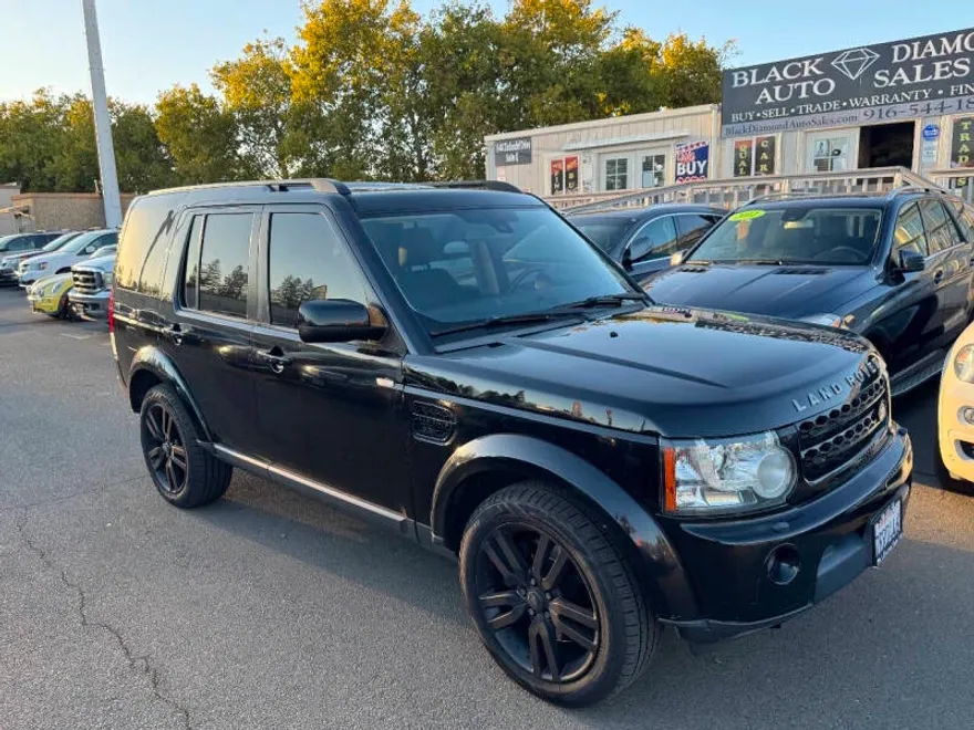 2011 Land Rover LR4 HSE photo 1