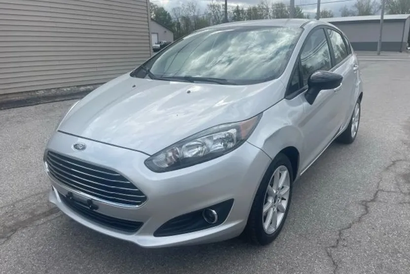 2019 Ford Fiesta SE photo 1