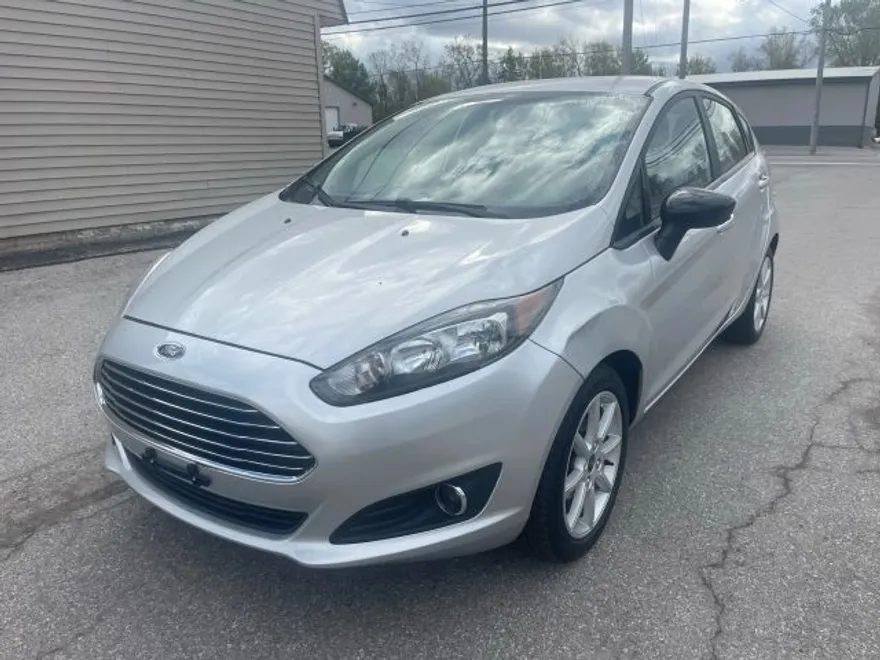 2019 Ford Fiesta SE photo 1