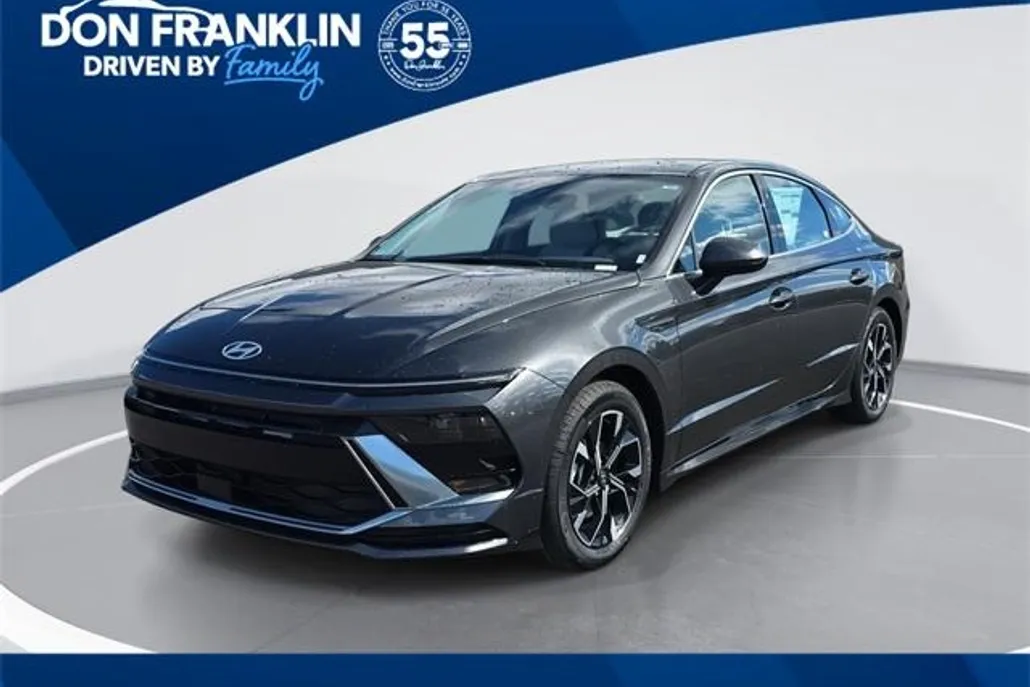 2025 Hyundai Sonata SEL photo 1
