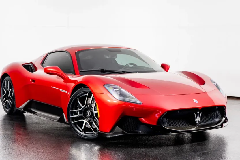 2022 Maserati MC20 Coupe photo 1