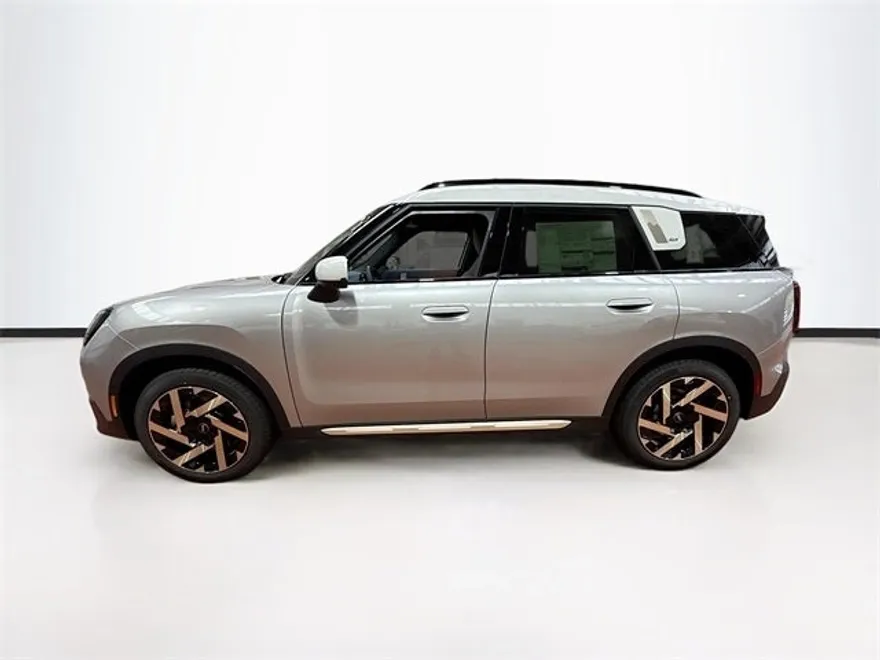 2025 Mini Countryman ALL4 S photo 1