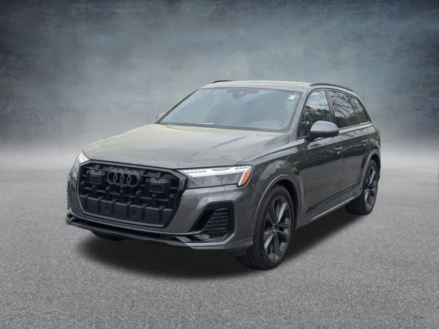 2025 Audi Q7 55 Prestige photo 1
