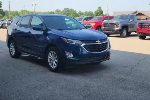 2021 Chevrolet Equinox LT photo 1