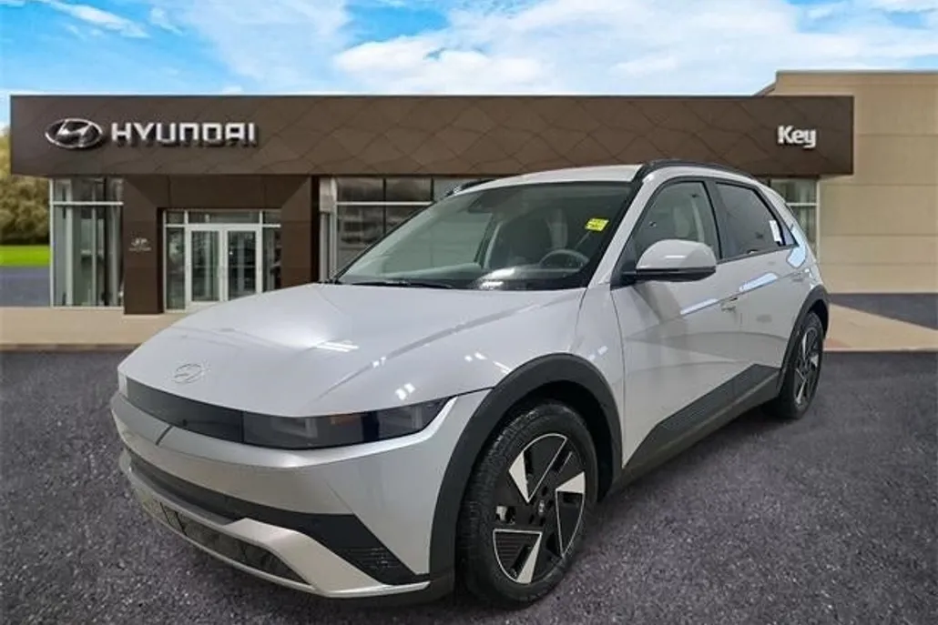 2025 Hyundai Ioniq 5 SEL photo 1