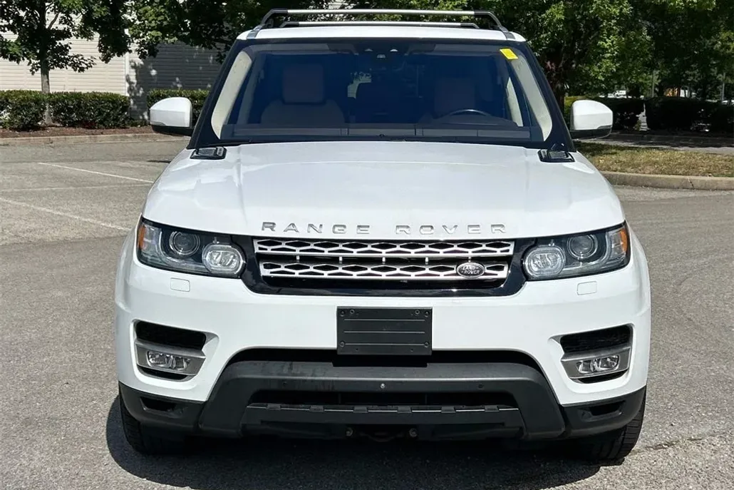 2017 Land Rover Range Rover Sport HSE photo 1
