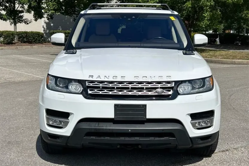 2017 Land Rover Range Rover Sport HSE photo 1