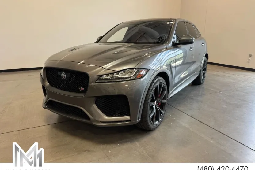 2019 Jaguar F-PACE SVR photo 1